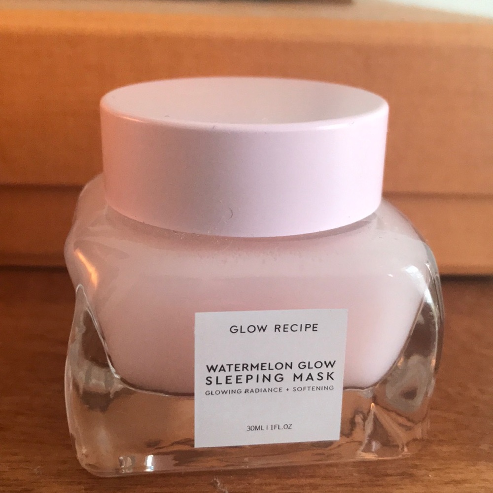 Watermelon glow sleeping mask